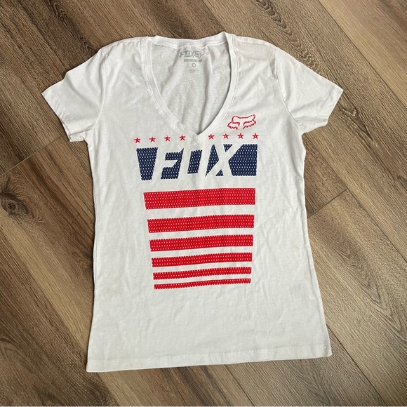 Fox Womens V-Neck Short Sleeve Tee Shirt Red, white and blue M - Picture 1 of 3